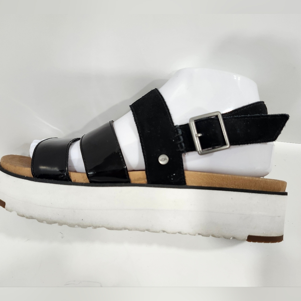 UGG Braelynn Platform Sandals Size 8 Worn Once